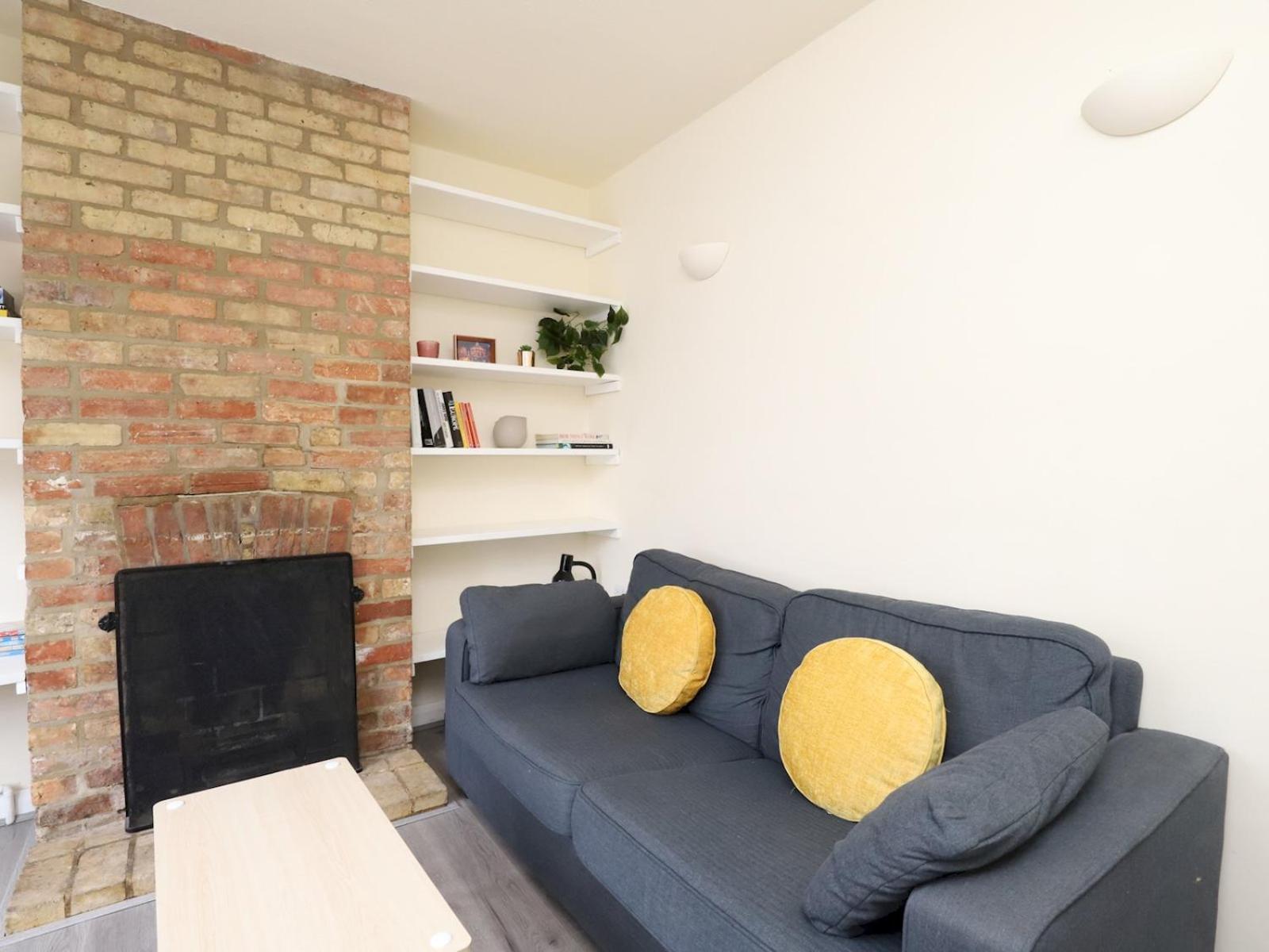 Sunny Victorian 2Br Townhouse Oxford Pass The Keys Villa Exterior photo